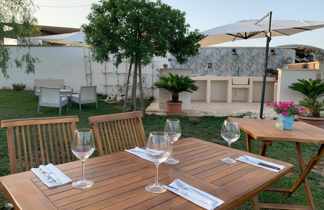 Masseria Capece Bed & Breakfast ウッジャーノ・ラ・キエーザ エクステリア 写真